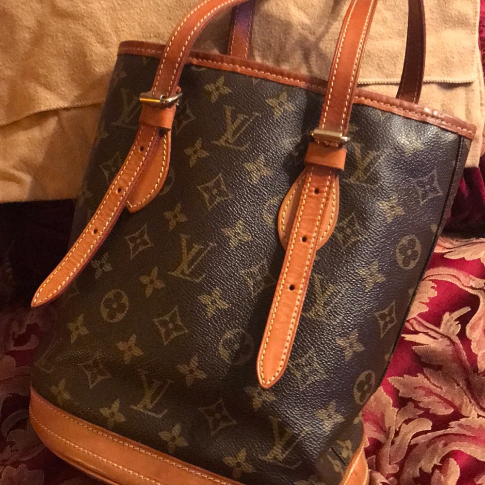 Louis Vuitton Bucket Bag